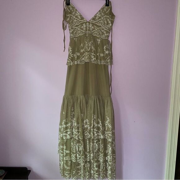 Tularosa XS Maxi Dress Tie Strap Tiered Embroidered Boho Cottagecore - Picture 1 of 9